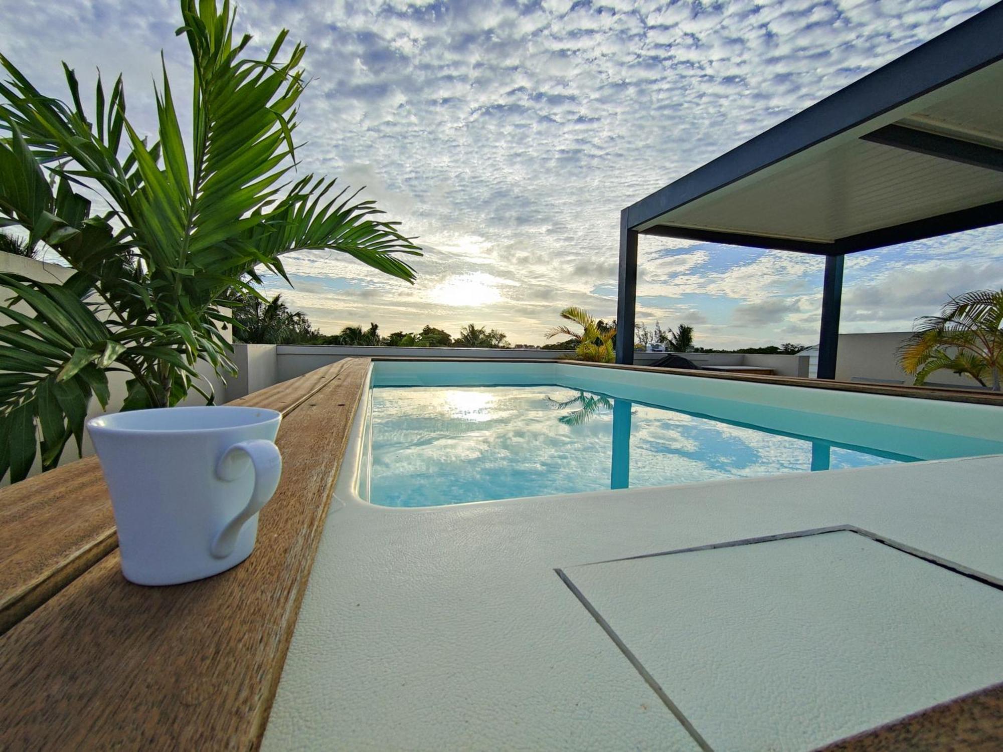 גראנדה באיה Villa Eden-2 Bedrooms With Private Rooftop Terrace & Pool, Access To Private Beachclub, Ki Residences, Pereybere - Managed By Ksn מראה חיצוני תמונה